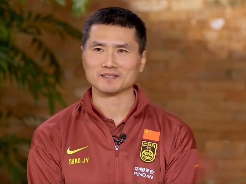 乐鱼体育登入-邵佳一挺固执！王上源腰部不适 球迷力推荐7大悍腰 依木兰不补招